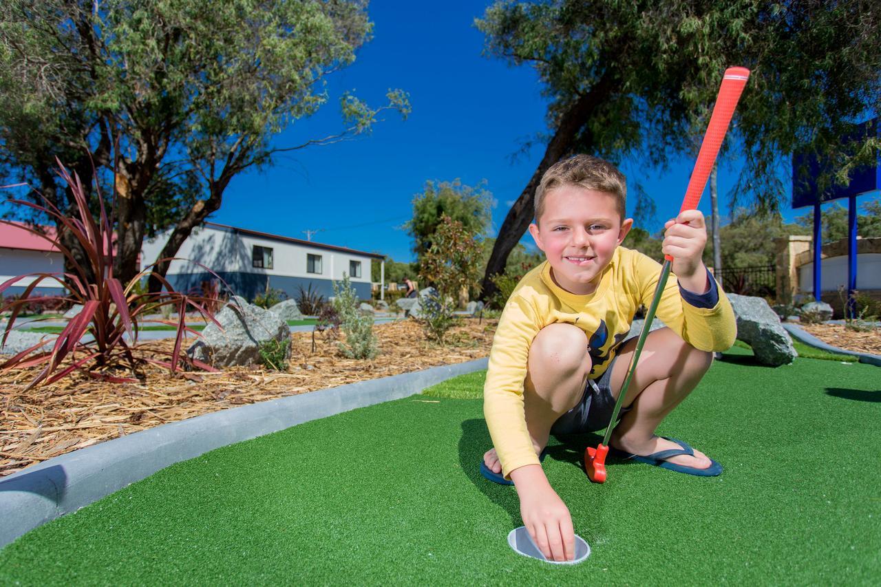 Big4 Emu Beach Holiday Park Hotel Albany Exterior photo